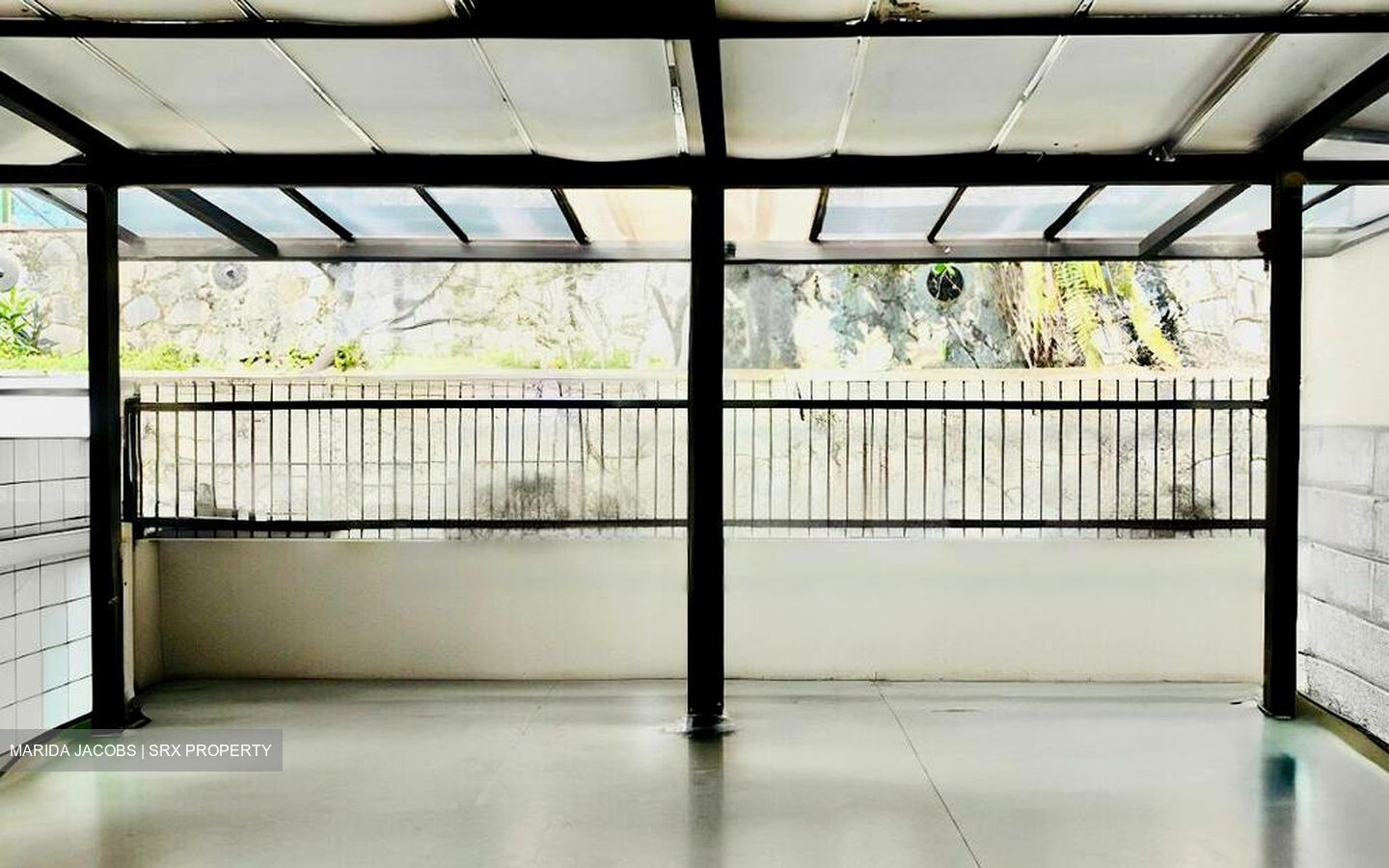 Mount Sinai (D10), Terrace #471353311